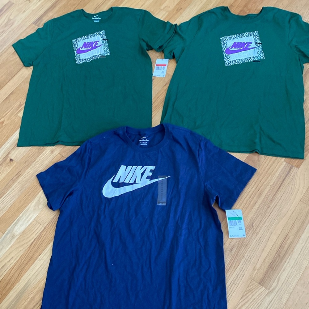 Men’s Nike T-Shirts size L XL New
